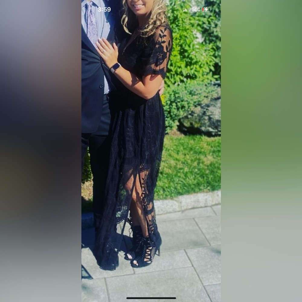 Black Lace Maxi Dress - See through mid thigh down/top of back- Md - excellent
